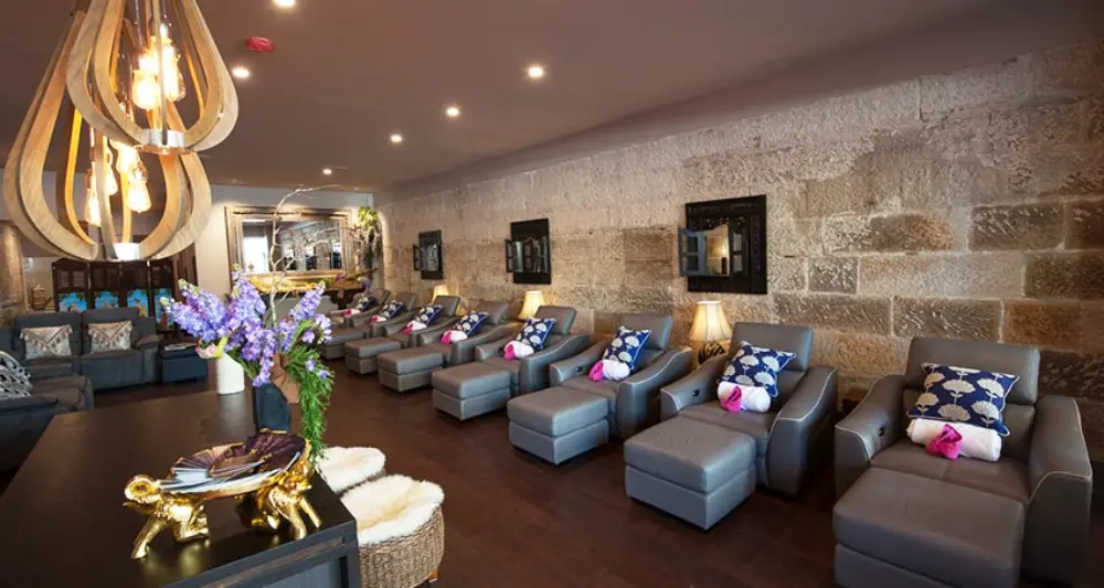 Nice Relaxing Thai Massage and Spa